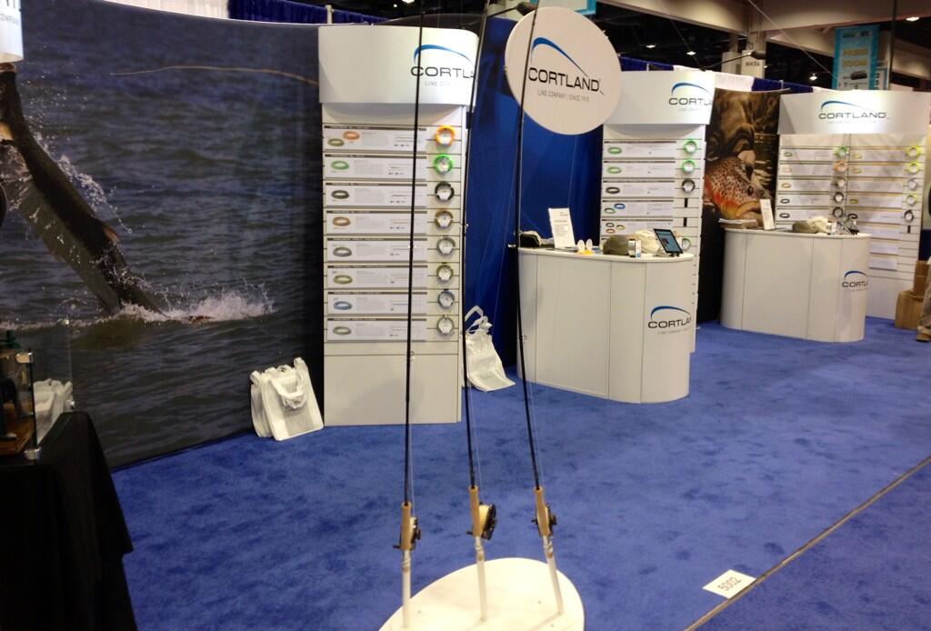 BO1BozACQAIibHB.jpg large